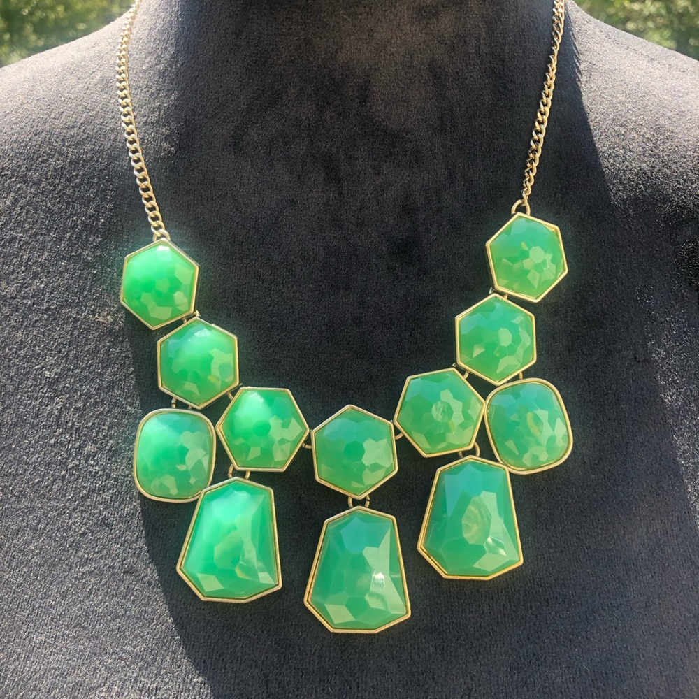 Elegant Green Statement Necklace